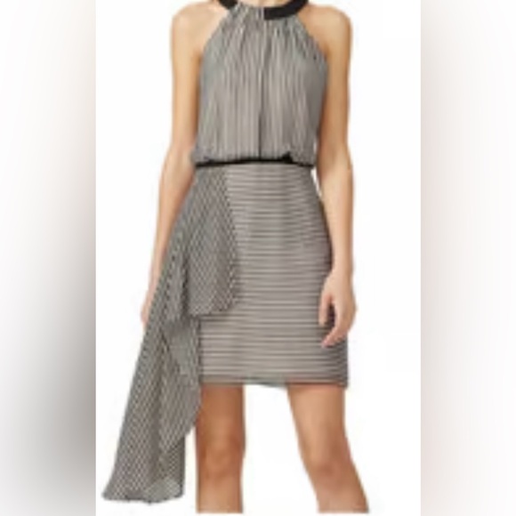 EUC Halston heritage asymmetrical drape dress size small - Picture 4 of 4